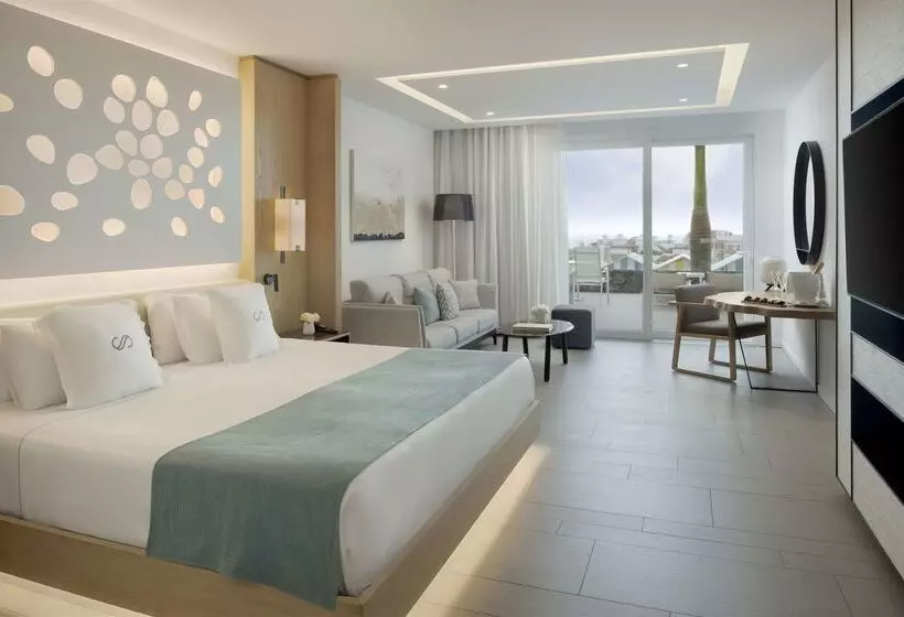 Hotelli Royal Hideaway Corales Beach   Adults Only