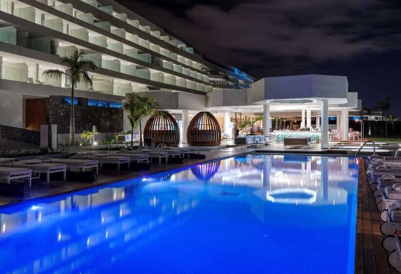 هتل Royal Hideaway Corales Beach Adults Only