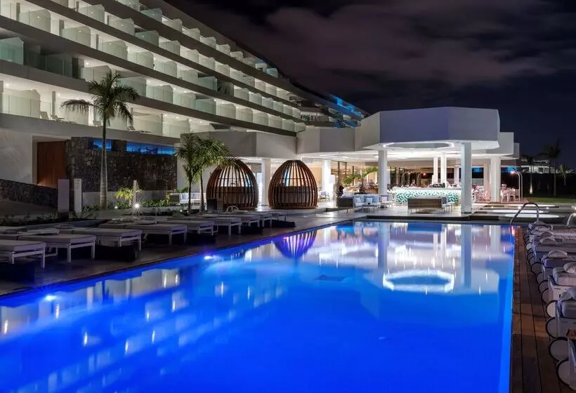 Hotelli Royal Hideaway Corales Beach   Adults Only