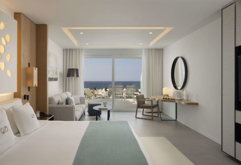 هتل Royal Hideaway Corales Beach Adults Only