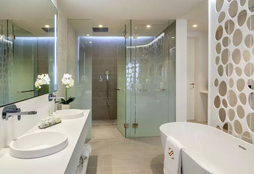 Hotelli Royal Hideaway Corales Beach   Adults Only