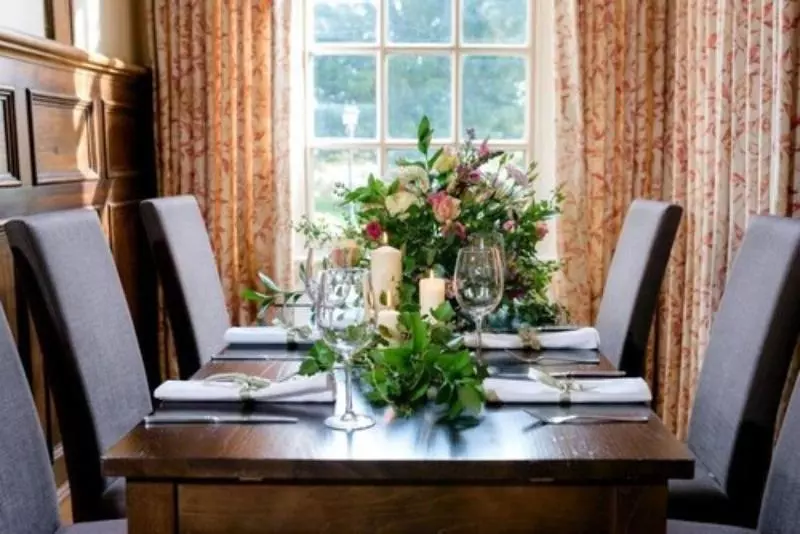 Hotelli The Cosener's House