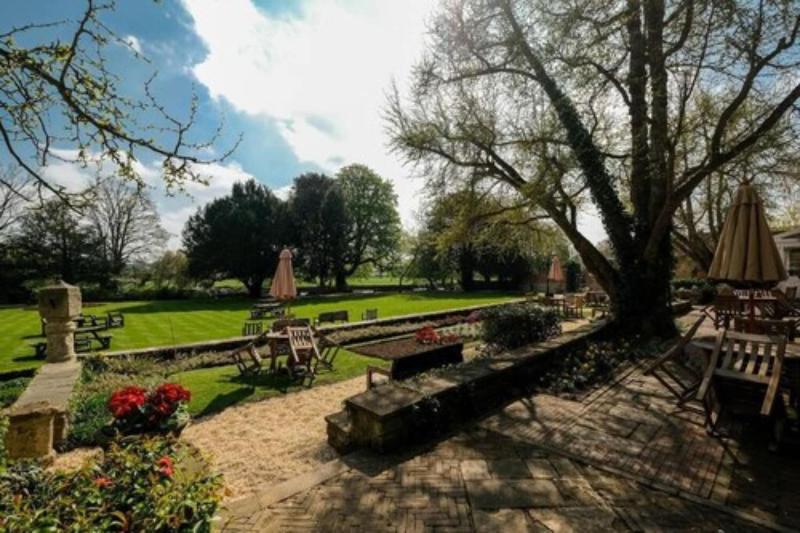 בית מלון כפרי The Cosener's House