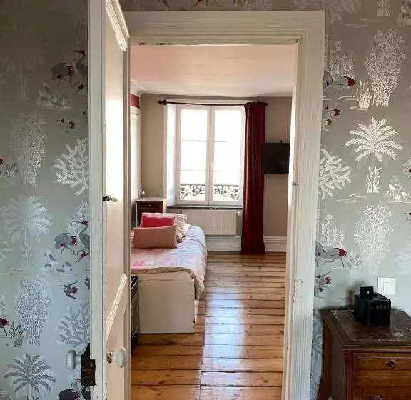 Aamiaismajoitus (B&B) Chambres D Hôtes Au Coin Du Spa