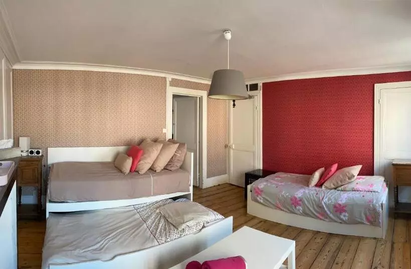 Aamiaismajoitus (B&B) Chambres D Hôtes Au Coin Du Spa