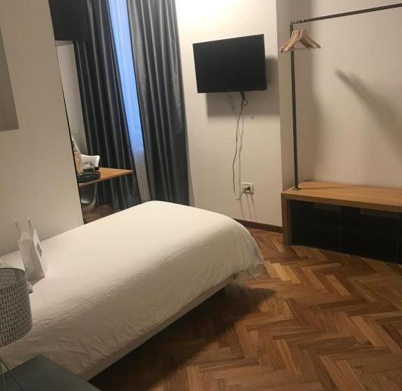 تختخواب و صبحانه Lainez Rooms & Suites