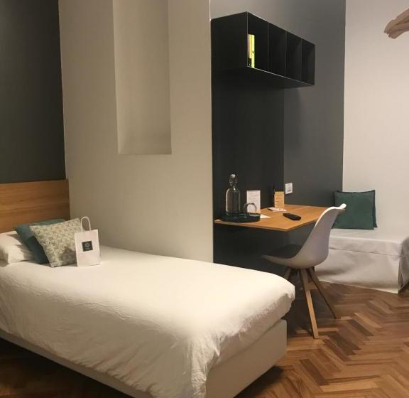 تختخواب و صبحانه Lainez Rooms & Suites