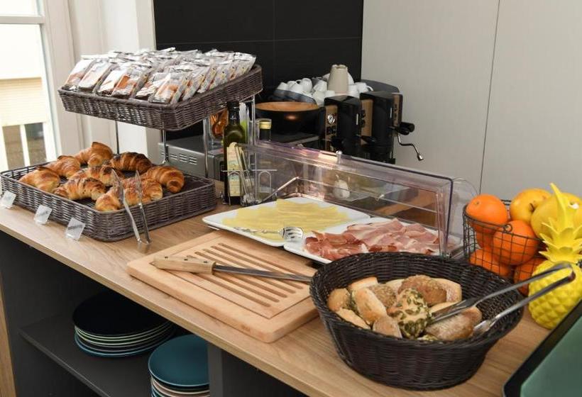 تختخواب و صبحانه Lainez Rooms & Suites