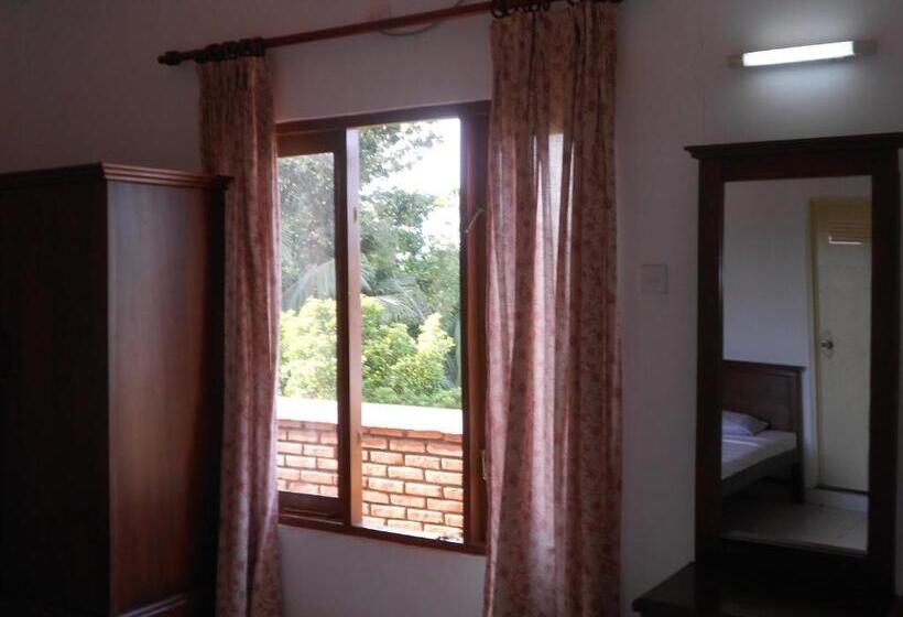 تختخواب و صبحانه Melvila