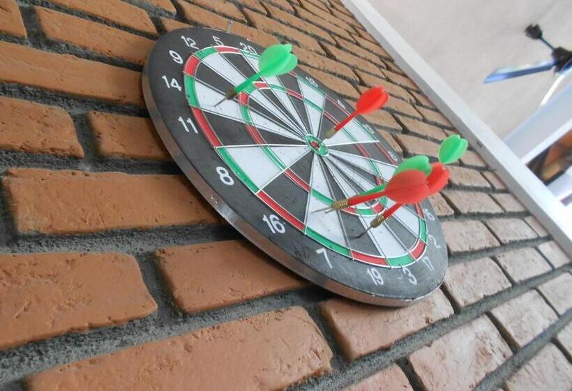 تختخواب و صبحانه Melvila