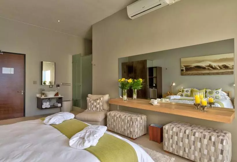Aamiaismajoitus (B&B) Oceans Wilderness
