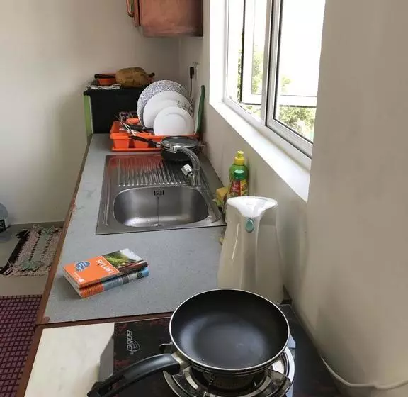 هتل Bliss Apartment Hikkaduwa