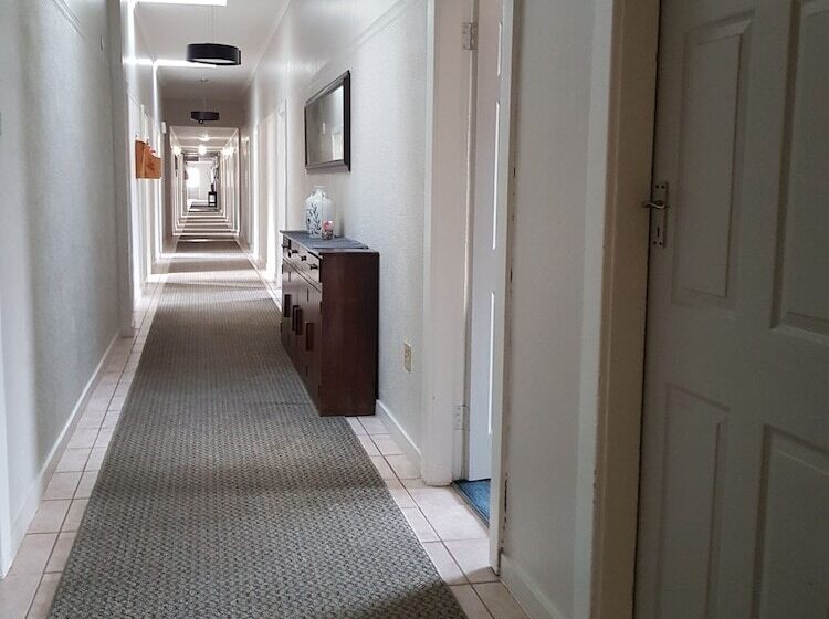 בית מלון כפרי Colesberg Lodge