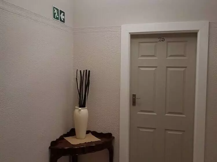 ホテル Colesberg Lodge