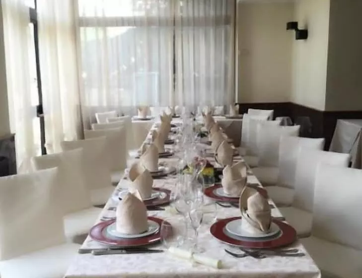 Hotelli Giardino Degli Aranci