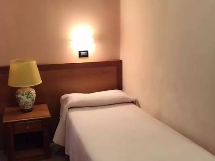 Hotelli Giardino Degli Aranci