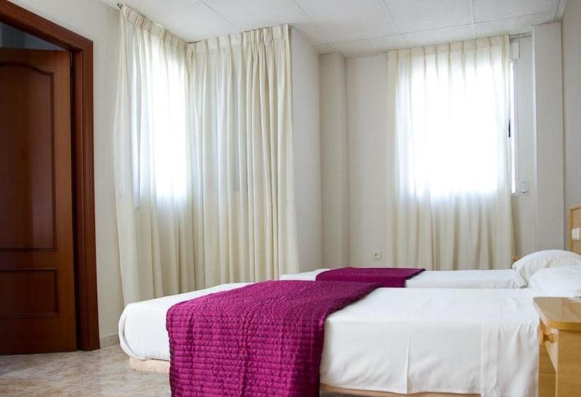 Отель Hostal Bonavista