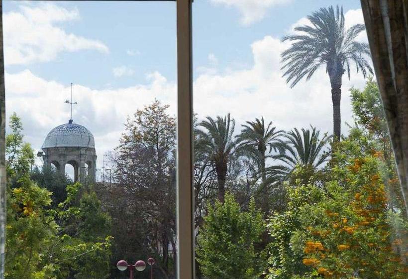 Отель Hostal Bonavista