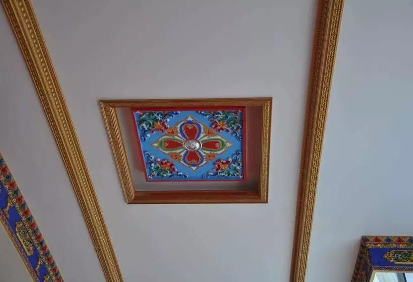 Hotelli Overseas Tibetan