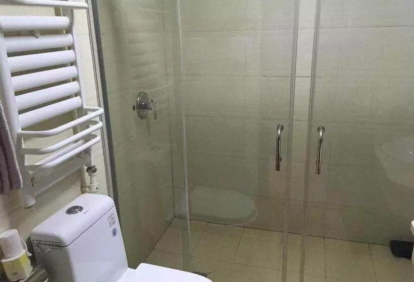 Hotelli Overseas Tibetan