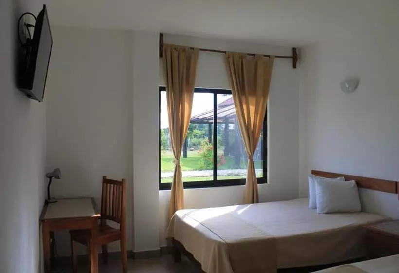 Hotelli Real Primaveras Campestre