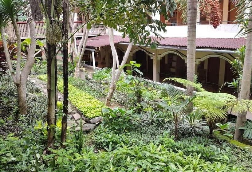 צימר Centro Bajo Hotel & Resto