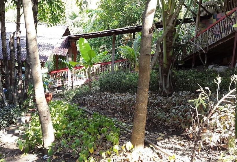 צימר Centro Bajo Hotel & Resto