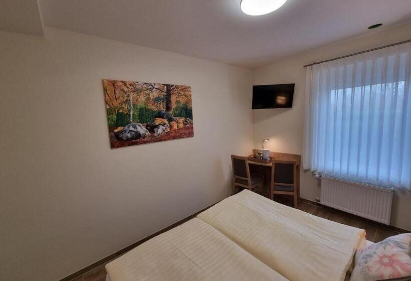 Gästehaus Grunewald Bed & Breakfast