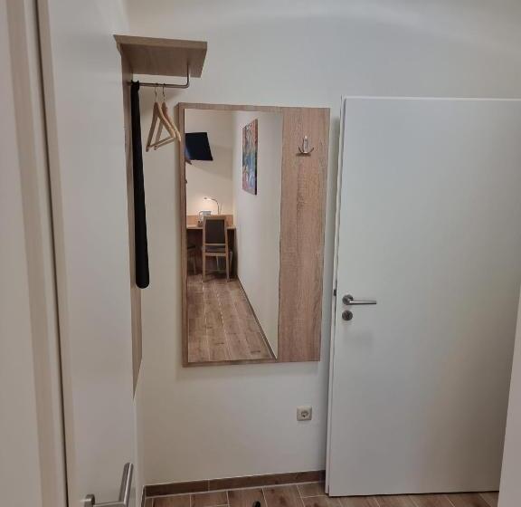 Gästehaus Grunewald Bed & Breakfast