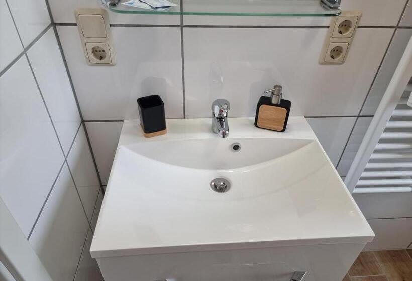 Gästehaus Grunewald Bed & Breakfast