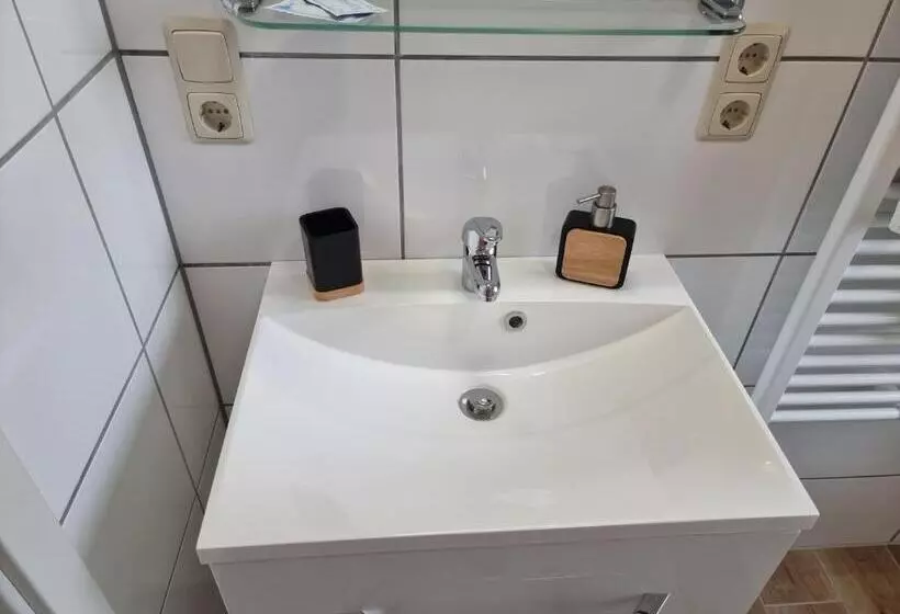 Gästehaus Grunewald Bed & Breakfast