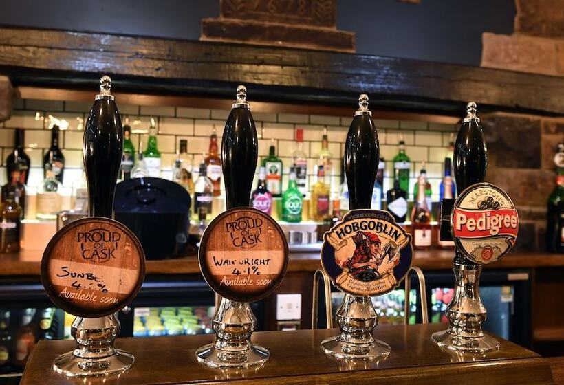 בית מלון כפרי Olde House, Chesterfield By Marston's Inns