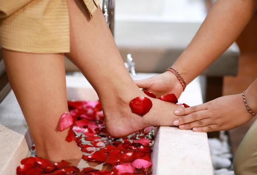 ホテル Pandawa All Suite