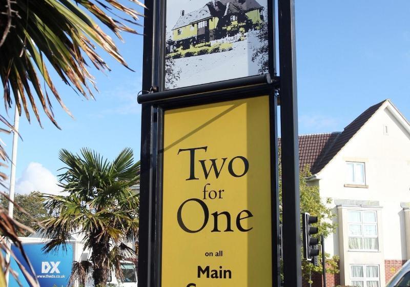 בית מלון כפרי Shah Of Persia, Poole By Marston's Inns