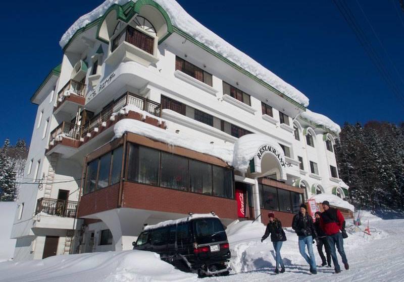 בית מלון כפרי The Schneider