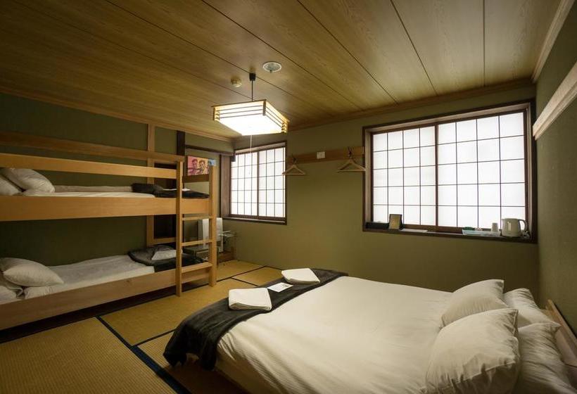 בית מלון כפרי The Schneider