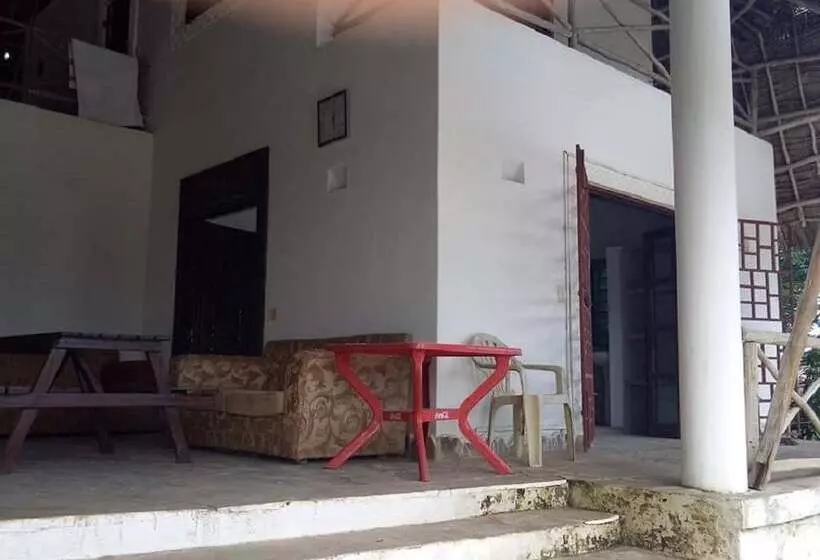 هتل Travellers Inn Resort Malindi