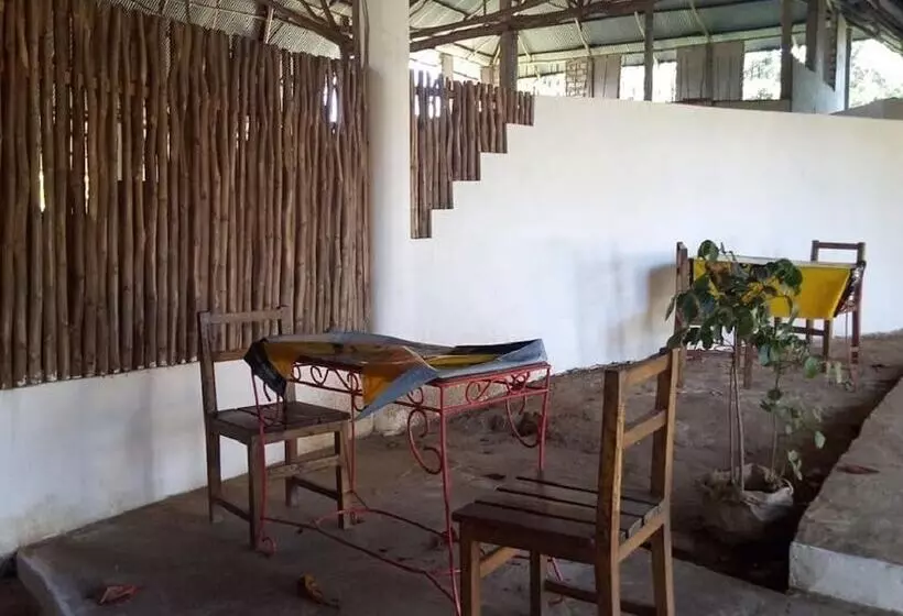 هتل Travellers Inn Resort Malindi