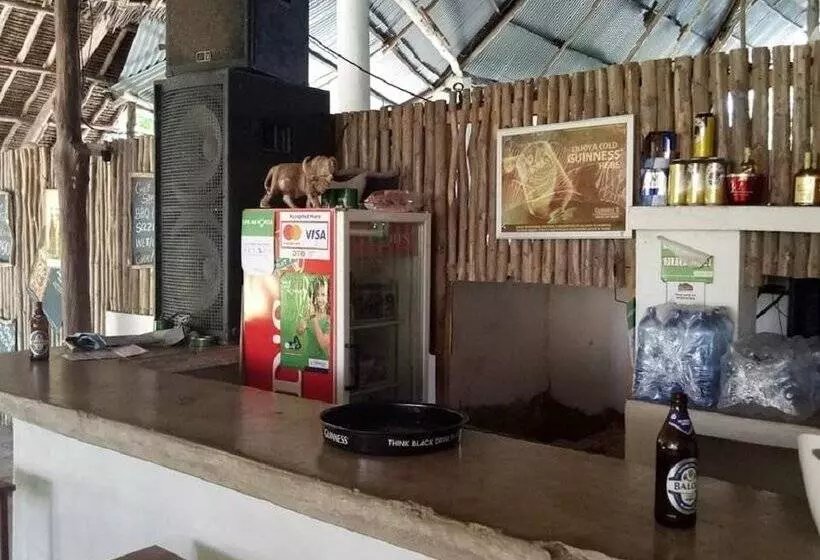 هتل Travellers Inn Resort Malindi