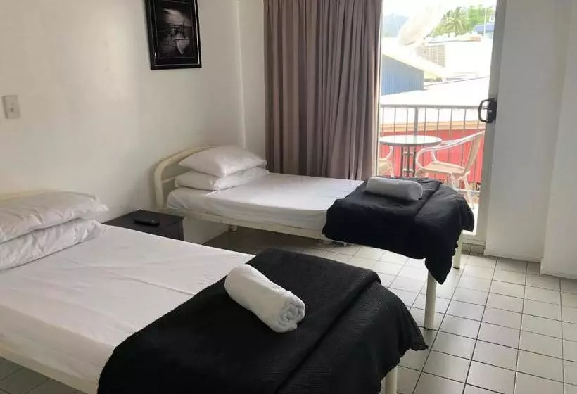 モーテル Airlie Waterfront Accommodation