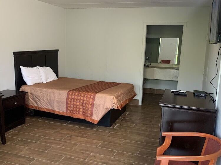 فندق على الطريق Cumberland Inn Near Downtown