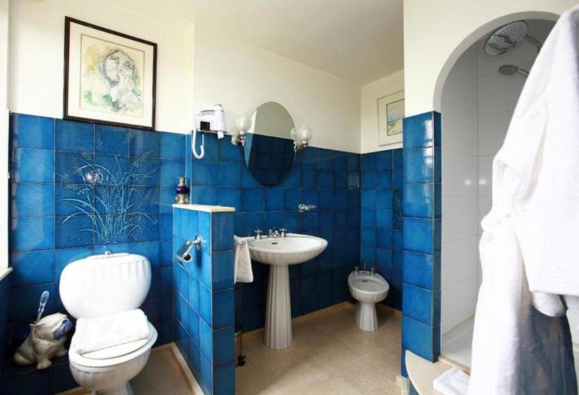 ベッドアンドブレックファースト Le Domaine Du Lieu Athan ,réservé Aux Adultes