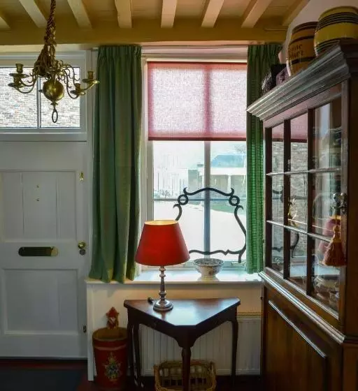 تختخواب و صبحانه Logement 't Oude Bierhuys