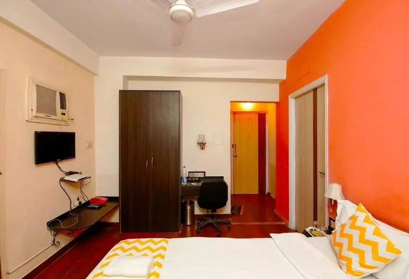 Fabhotel Ratnakar Residency