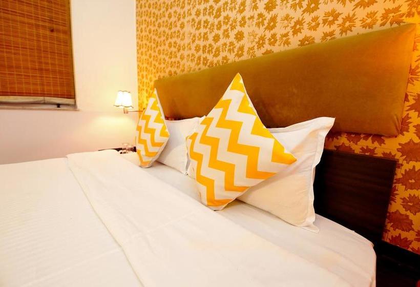 Fabhotel Ratnakar Residency