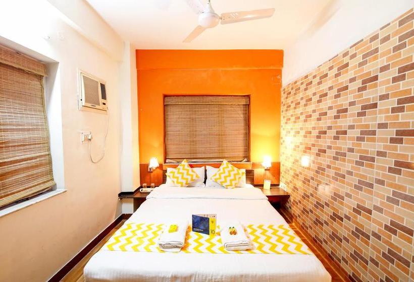 Fabhotel Ratnakar Residency