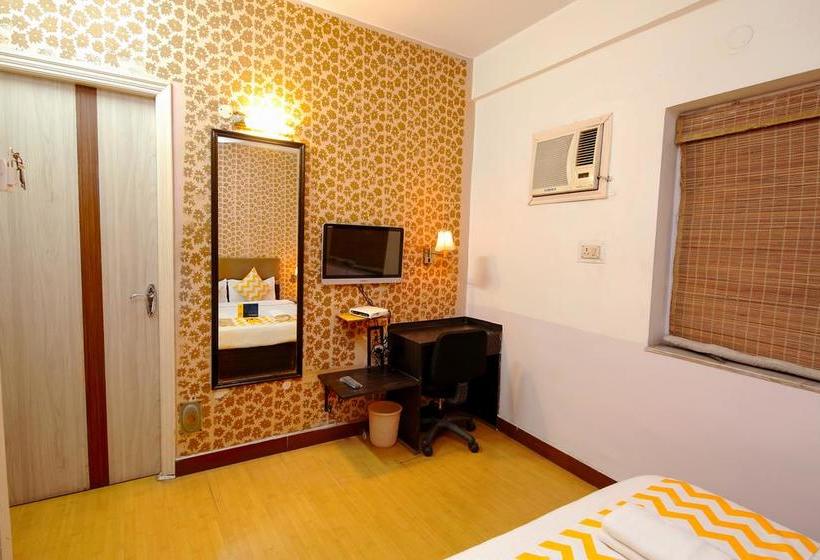 Fabhotel Ratnakar Residency