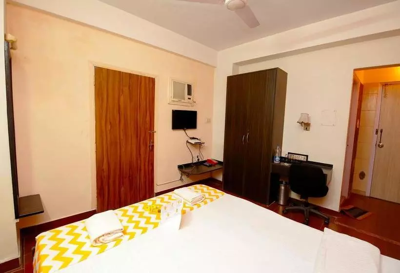 Fabhotel Ratnakar Residency