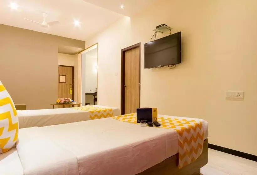 ホテル Thaai Coimbatore   Opposite Railway Station