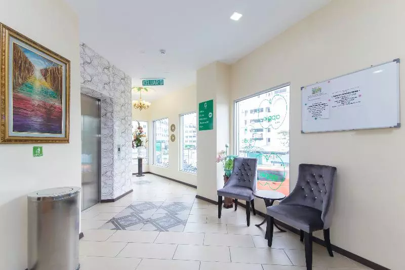 Swing & Pillows   Apple Hotel Shah Alam